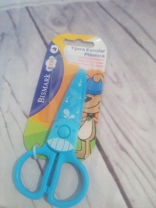 Tijeras de plastico Bismark para niños
