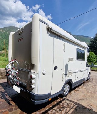 Volkswagen Karmann Colorado 650 T5 2010