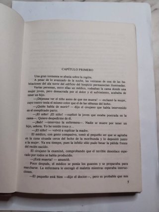 Libro Oliver Twist de C. Dickens (Ed. Toray)