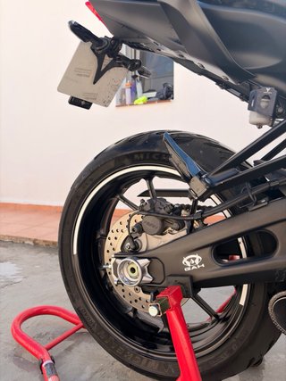 Yamaha MT-07 A2 Negra
