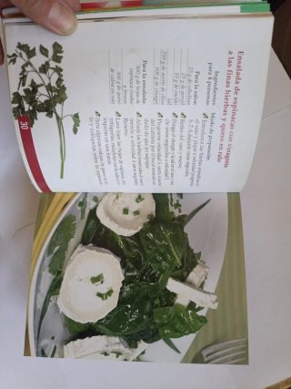 Cocinar con la Thermomix incluye recetas especi...