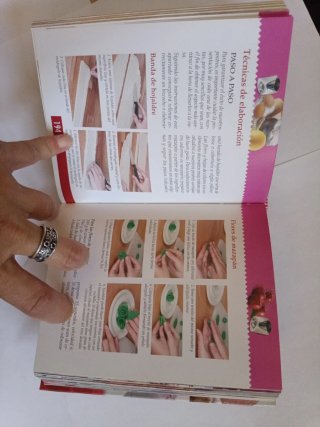 Cocinar con la Thermomix incluye recetas especi...