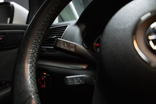 Volkswagen Sharan 2.0 TDI DSG Advance BMotion 2014