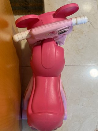 Moto correpasillos Minnie Mouse rosa