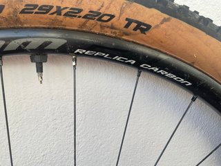 Ruedas Massi Venom réplica Carbón Boost