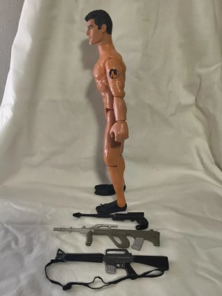 Figura Action Man con 3 Armas