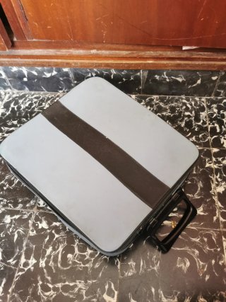 Máquina de escribir Olivetti Pluma 22 vintage