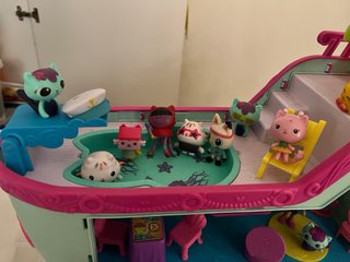 Crucero La Casa Muñecas Gabby + accesorios extra