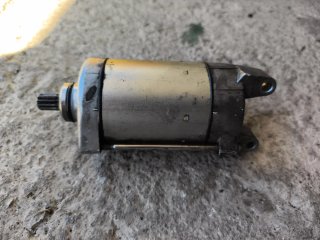 Motor de arranque africa 650