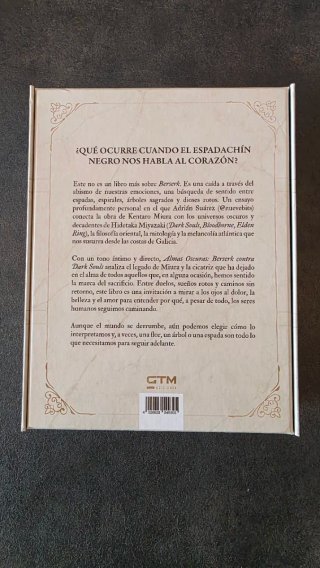 Almas Oscuras Berserk Contra Dark Souls