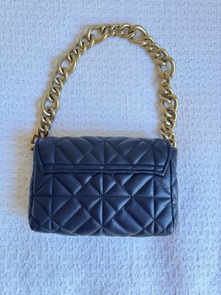 Bolso acolchado Zara cadena dorada
