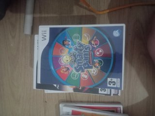 Consola Nintendo Wii Roja + Accesorios