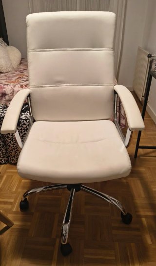 Silla giratoria de polipiel blanca