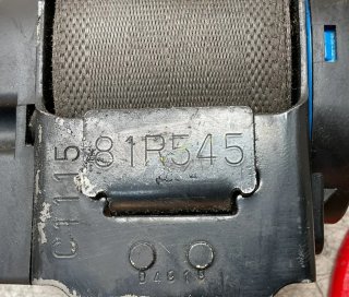 Cinturon del izq Mitsubishi Pajero 91-00