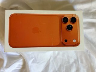 iPhone 17 Pro Max Naranja