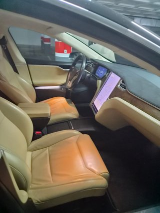Tesla Model S 2017
