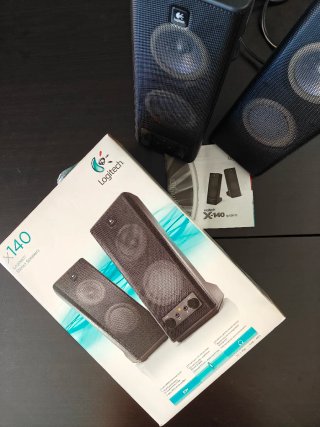 Altavoces Logitech X140