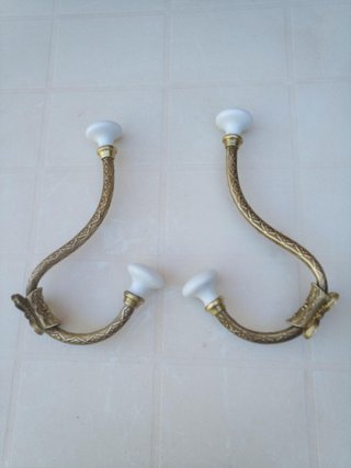 Percheros antiguos.