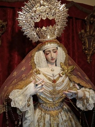 Virgen Dolorosa 140cm vestida