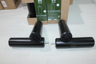 Lote 4 patas cilíndricas Alinea 20 cm negras