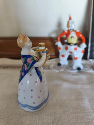 Figura Porcelana Dulevo URSS "Mujer con Samovar"