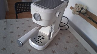 Cafetera Cecotec Cumbia Cafelizzia Blanca