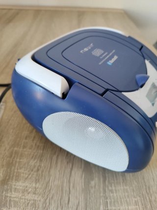 Radio CD Nevir con Bluetooth