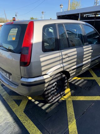 Ford Fusion 2004