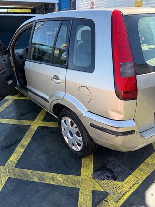 Ford Fusion 2004