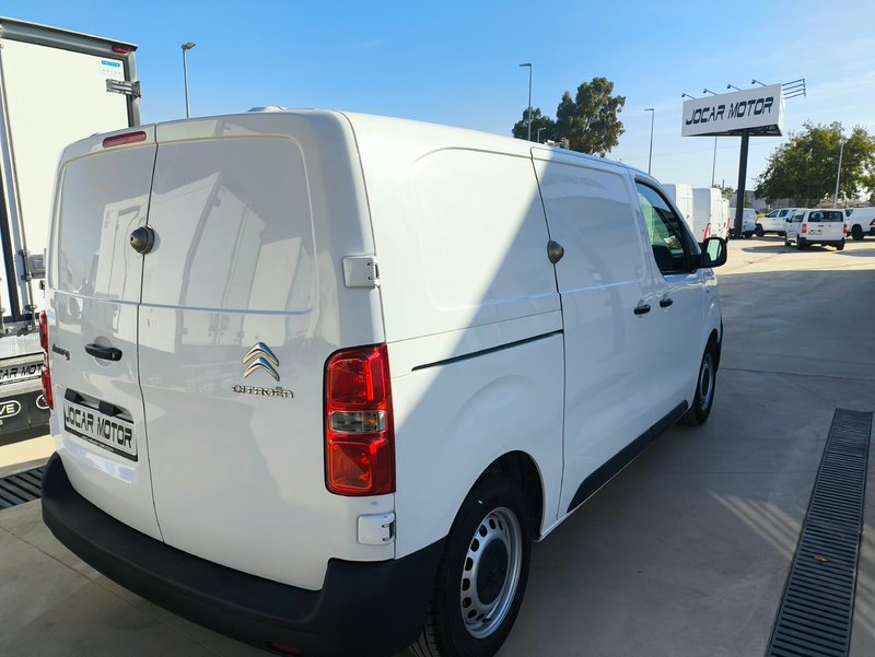 Citroën Jumpy 2022, foto 10
