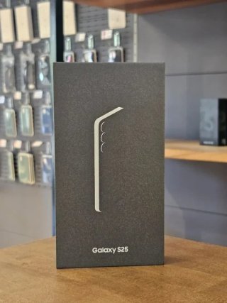 SAMSUNG S25 128GB PLATA PRECINTADO