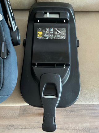 Maxi-Cosi CabrioFix con Base Isofix y adaptadores