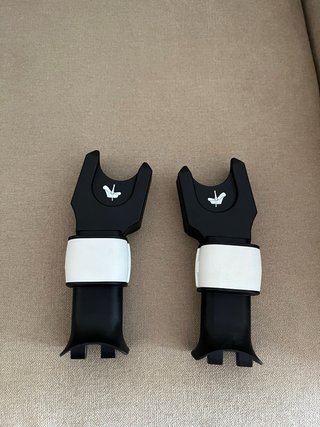 Maxi-Cosi CabrioFix con Base Isofix y adaptadores
