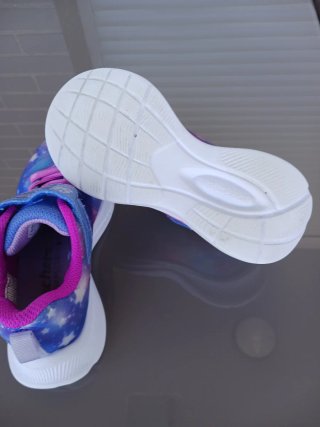 Zapatillas Skechers niña talla 27,5.