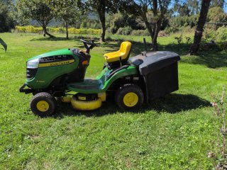 Tractor Cortacésped John Deere X135R