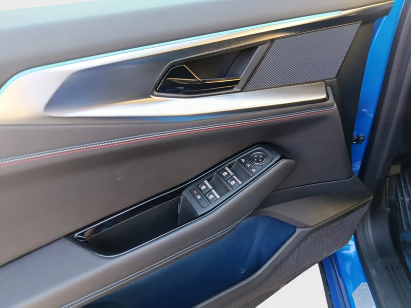 Renault Rafale 2025, foto 16