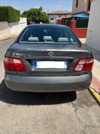 Nissan Almera 2003