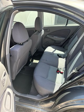 Nissan Almera 2003