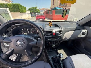 Nissan Almera 2003