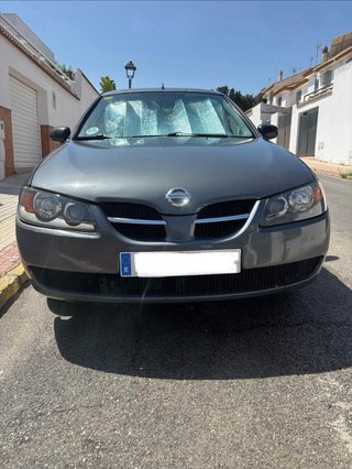 Nissan Almera 2003