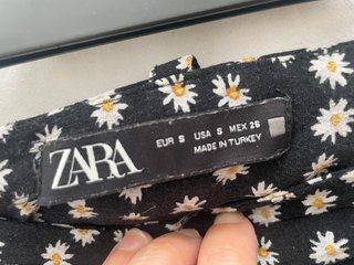 Falda pantalón Zara floral