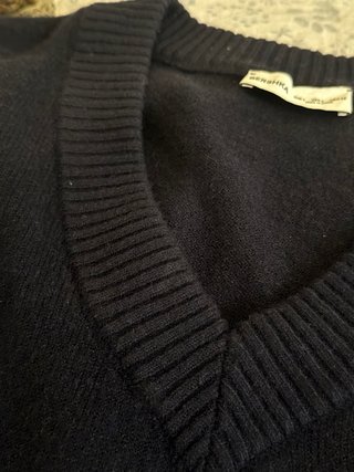 Jersey de pico negro Bershka Mujer