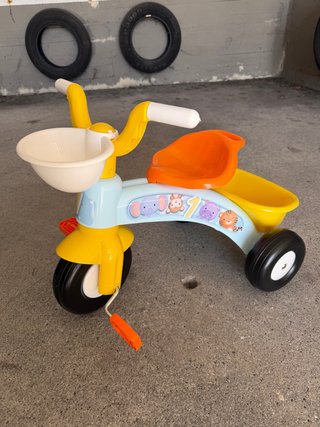 Triciclo infantil para 18 meses