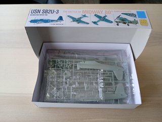USN SB2U-3 MAQUETA ACADEMY 1/48 MIDWAY