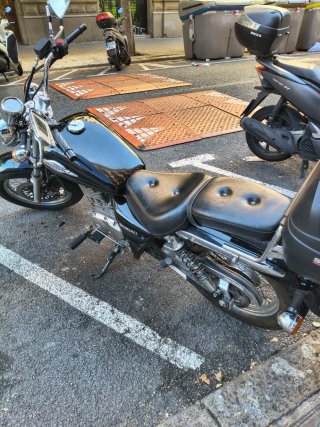 Suzuki Marauder 125