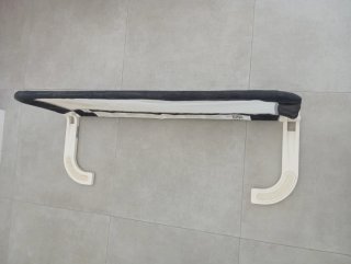 Barra protectora anti caídas para cama.