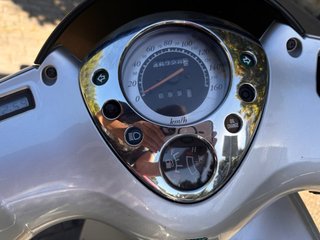 Honda @ 125 Scooter Plata
