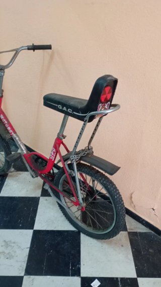 Bicicleta Antigua Motoretta Roja
