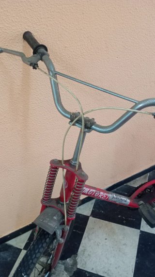 Bicicleta Antigua Motoretta Roja