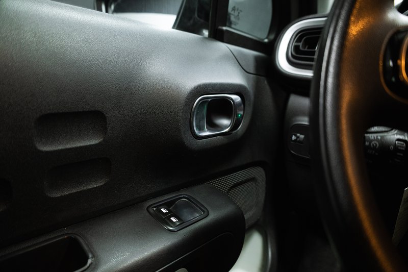 Citroën C3 1.2 PureTech Feel 2018, foto 16